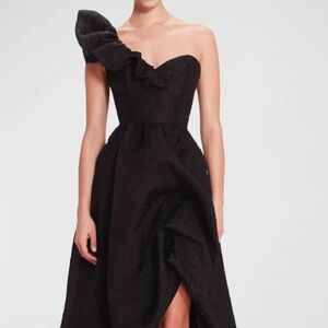 Marchesa Notte
Draped One-Shoulder Cloque Ballgown